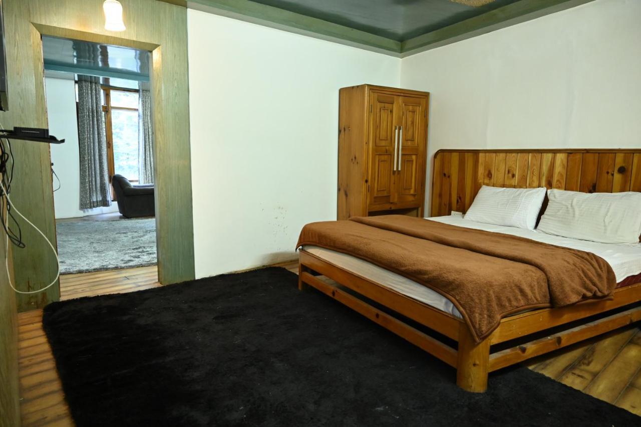 Hotel Manali Mahal מראה חיצוני תמונה