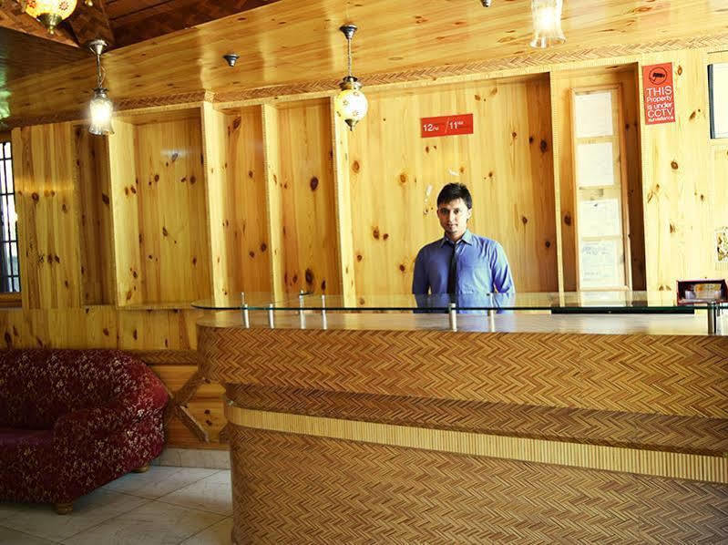 Hotel Manali Mahal מראה חיצוני תמונה